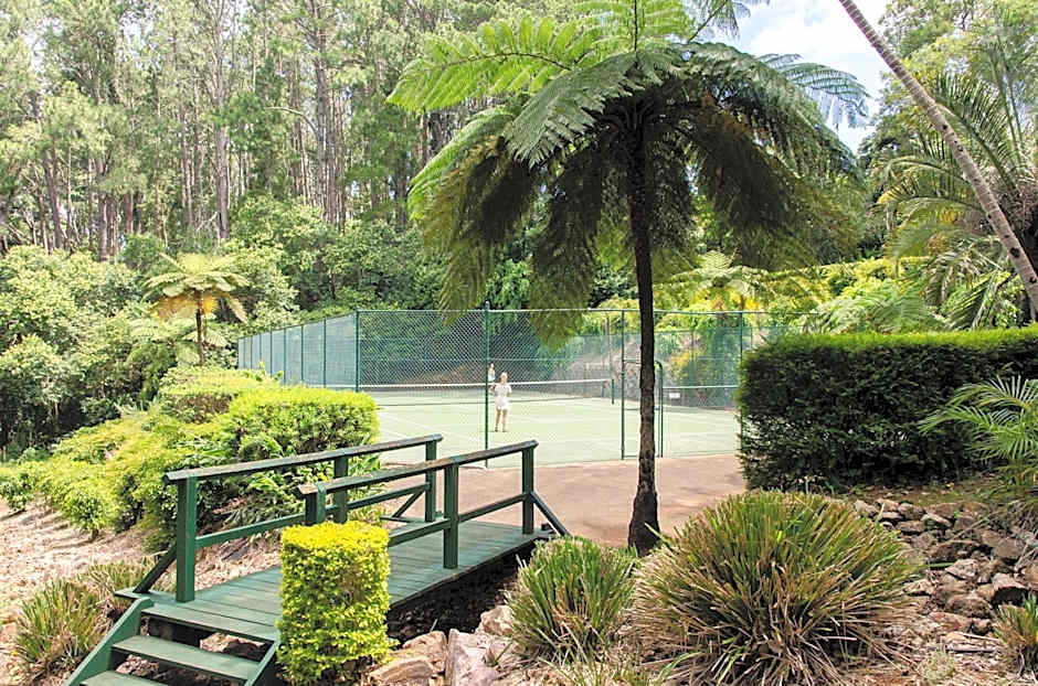 Montville Mountain Inn Resort