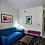 Holiday Inn Express & Suites Birmingham South - Pelham By IHG
