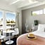 The Wesley by AvantStay Mid-Century Modern Oasis with Pool