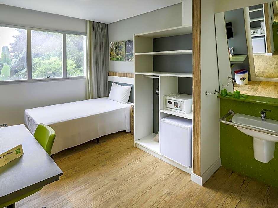 ibis Styles Confins Aeroporto