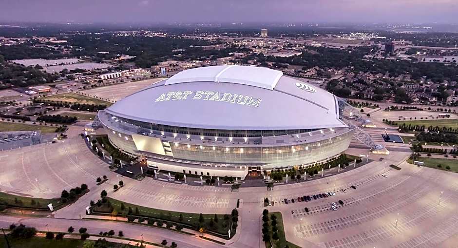 R Nite Star Inn and Suites -Home of the Cowboys & Rangers