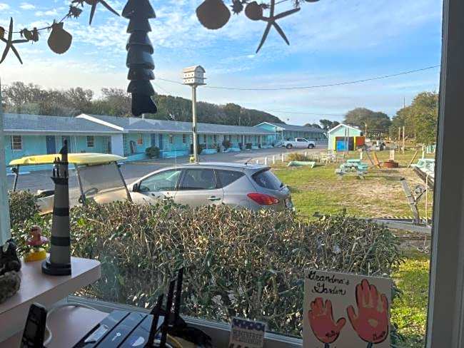 Swell Motel
