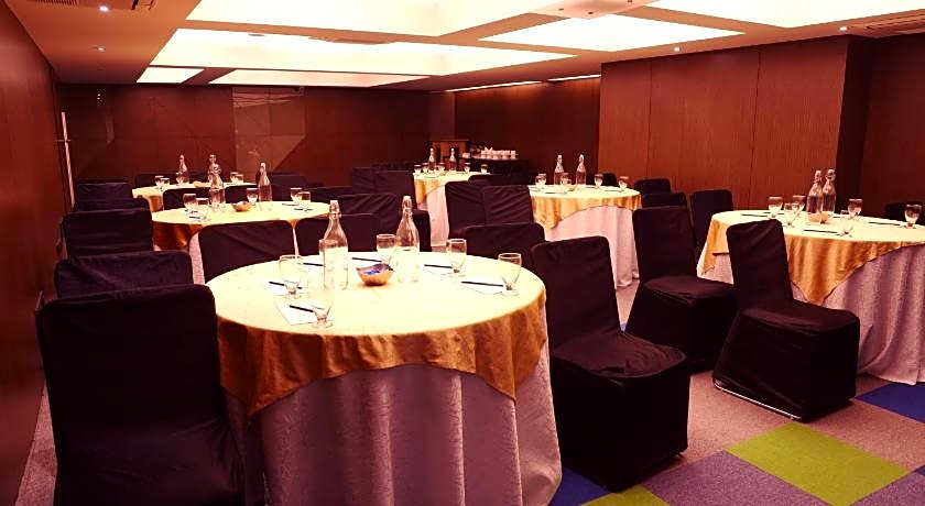 Royal Orchid Golden Suites Pune