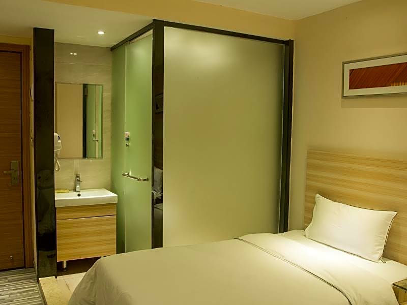 Denise Hotel Apartment(Shangxiajiu Branch)