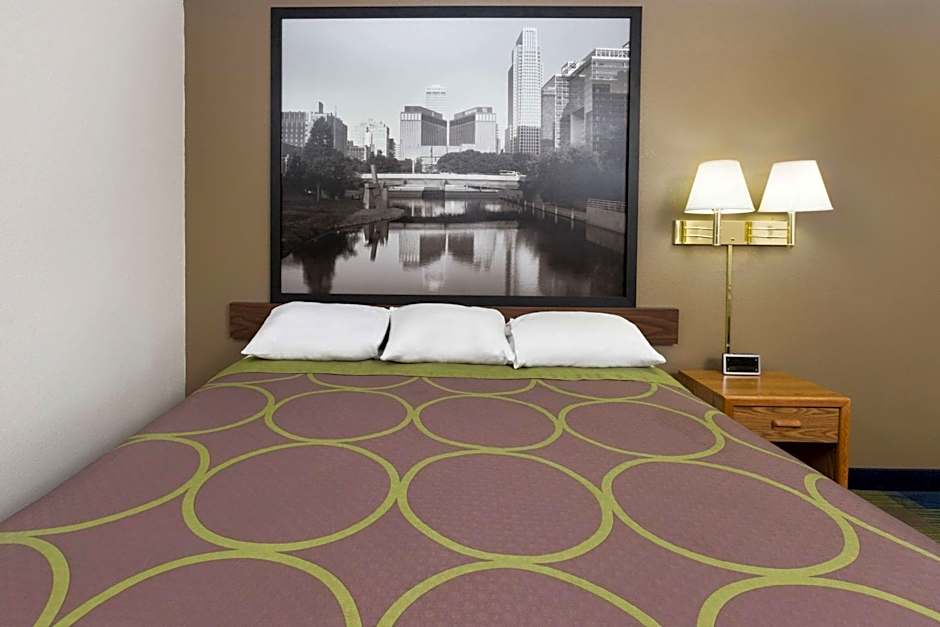 Super 8 by Wyndham Columbus