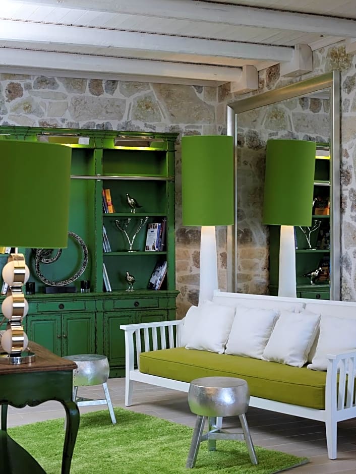 Salvator Villas & Spa