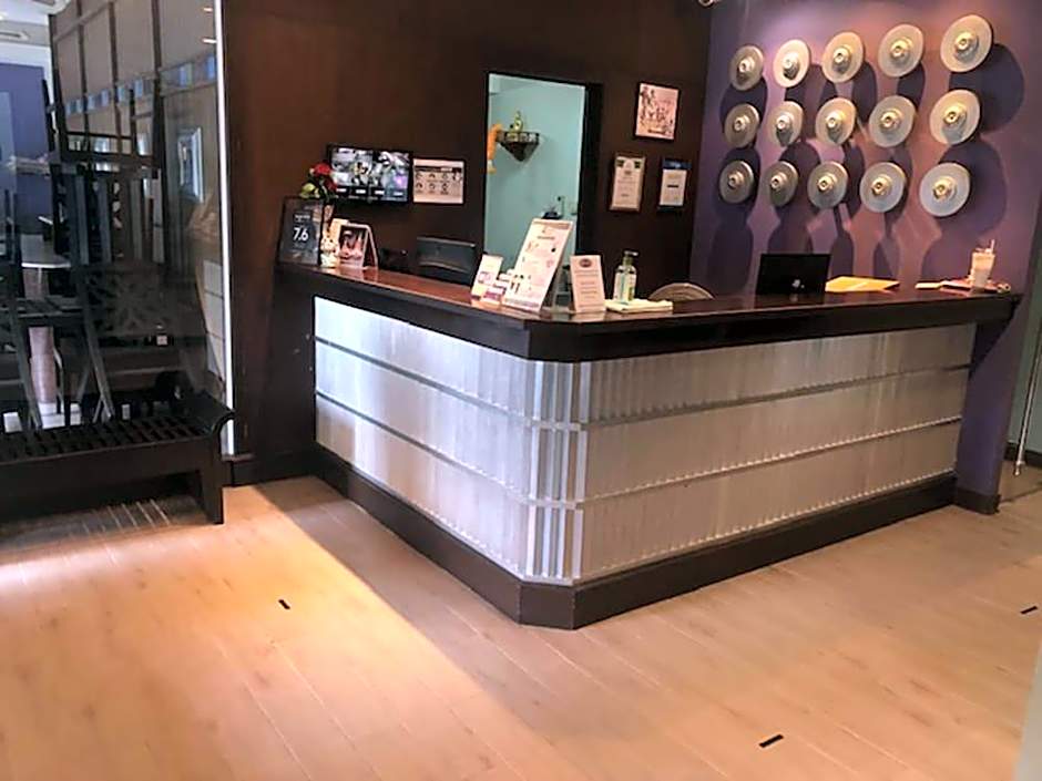 Sawasdee Hotel @ Sukhumvit Soi 8