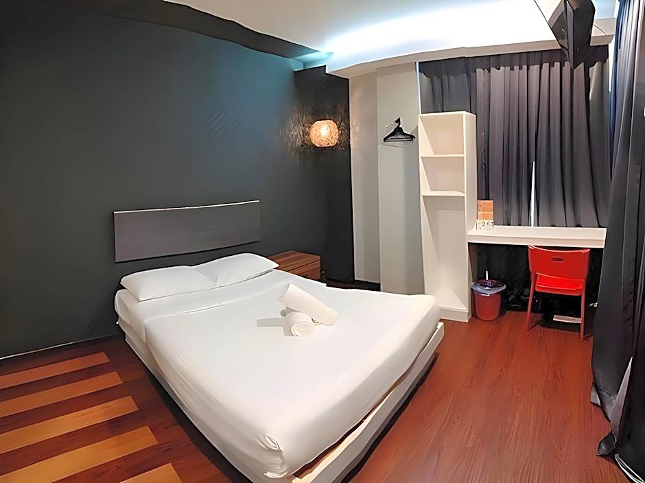 Smile hotel C180 Cheras Selatan