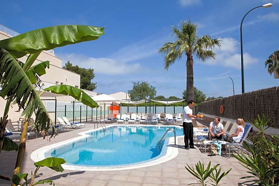 Hotel Isla De Cabrera