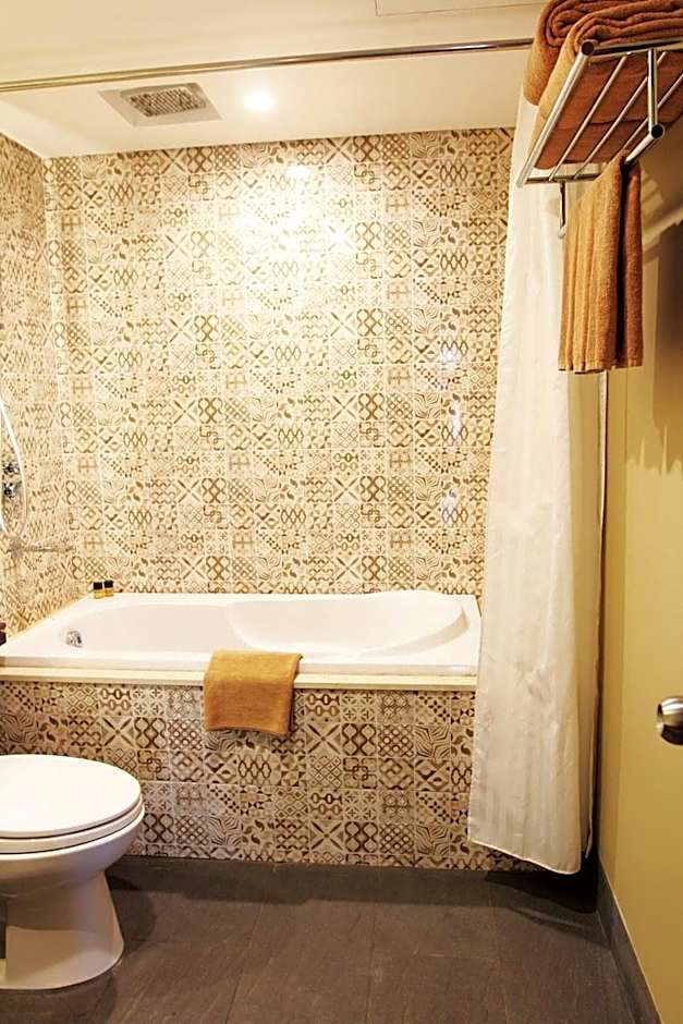 Sofia Tam Dao Hotel & Spa