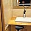 Business Hotel Takanoya
