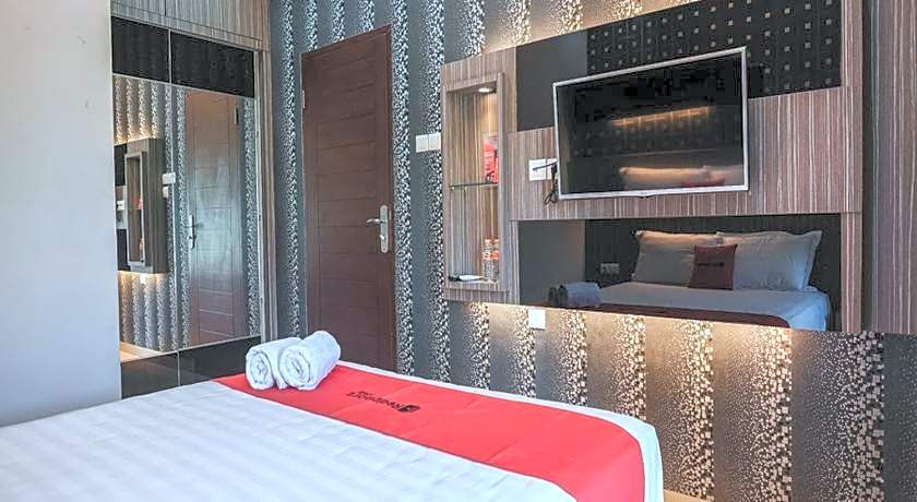 RedDoorz @ Jamin Ginting Medan