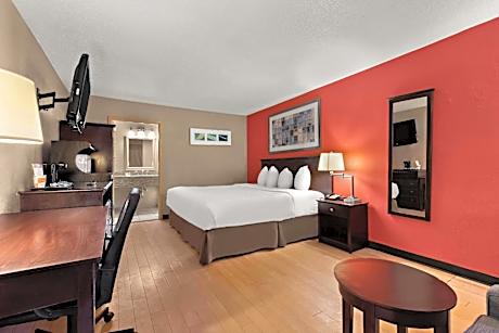 King Suite with Sofa - Non Smoking