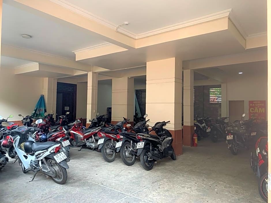 Ha Long Hotel