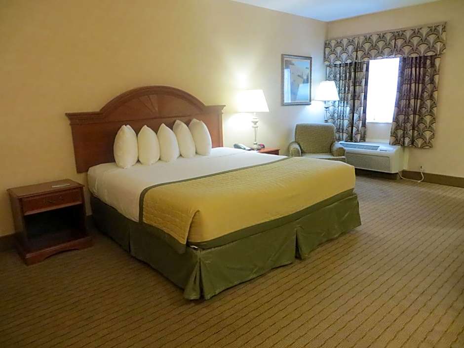 Photo 1 of 5 of 1 King Bed