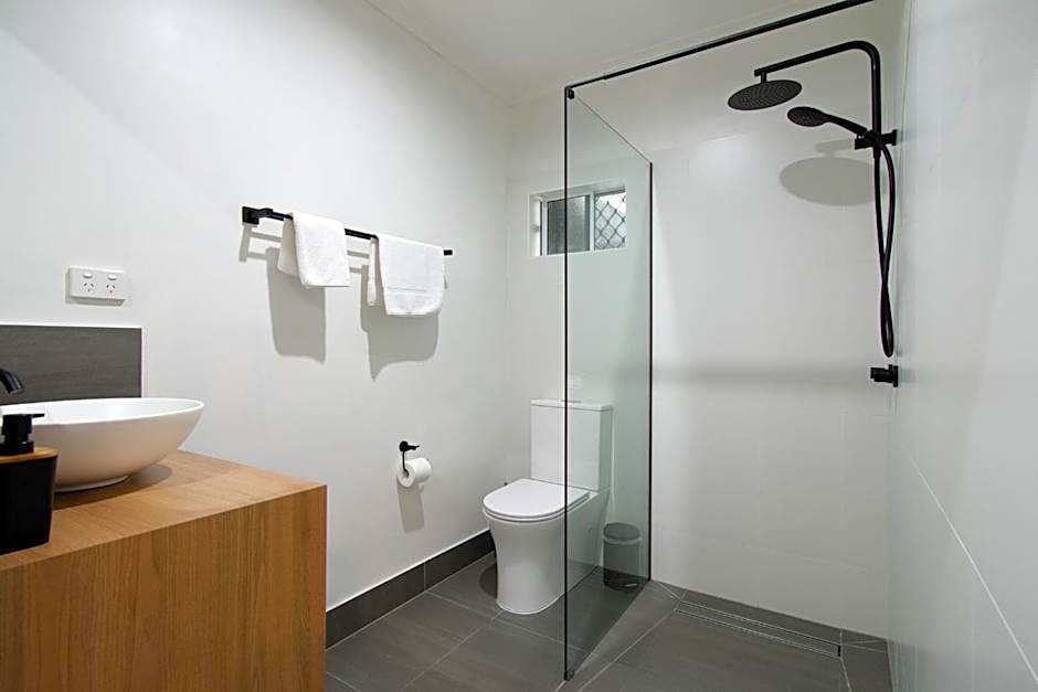 The Palms At Palm Cove