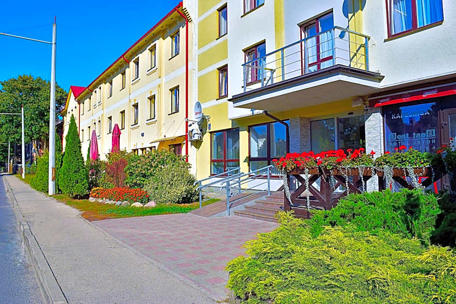 Hotel BEST with FREE PARKING