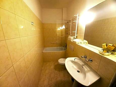 Double Room with Extra Bed