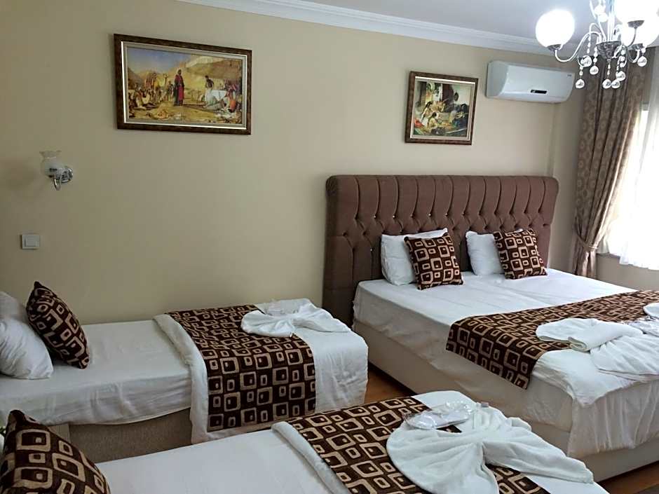 Black Bird Suite Hotel