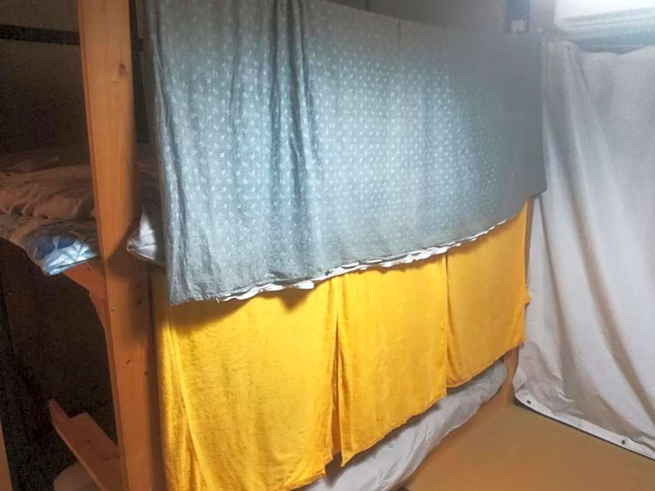 Ez guest house