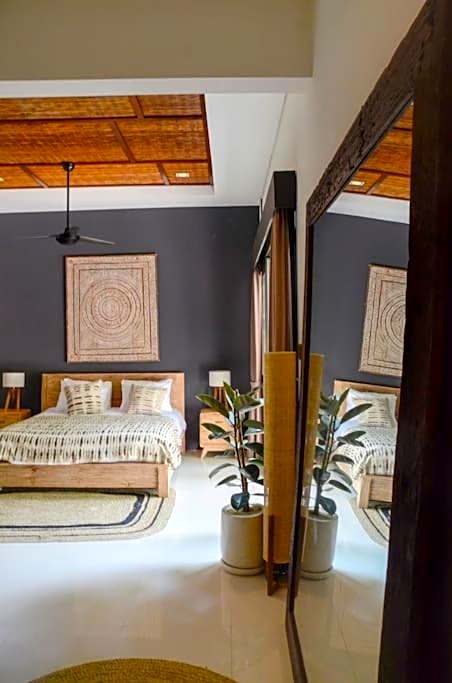 Air Svarga Villa - Luxe Designer Villa Canggu