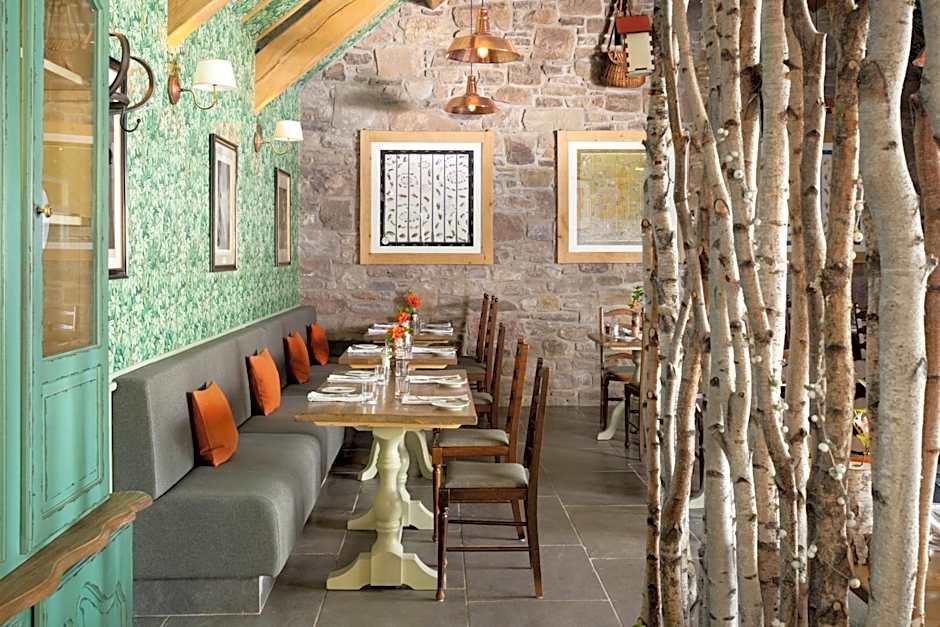 Meikleour Arms Hotel & Restaurant