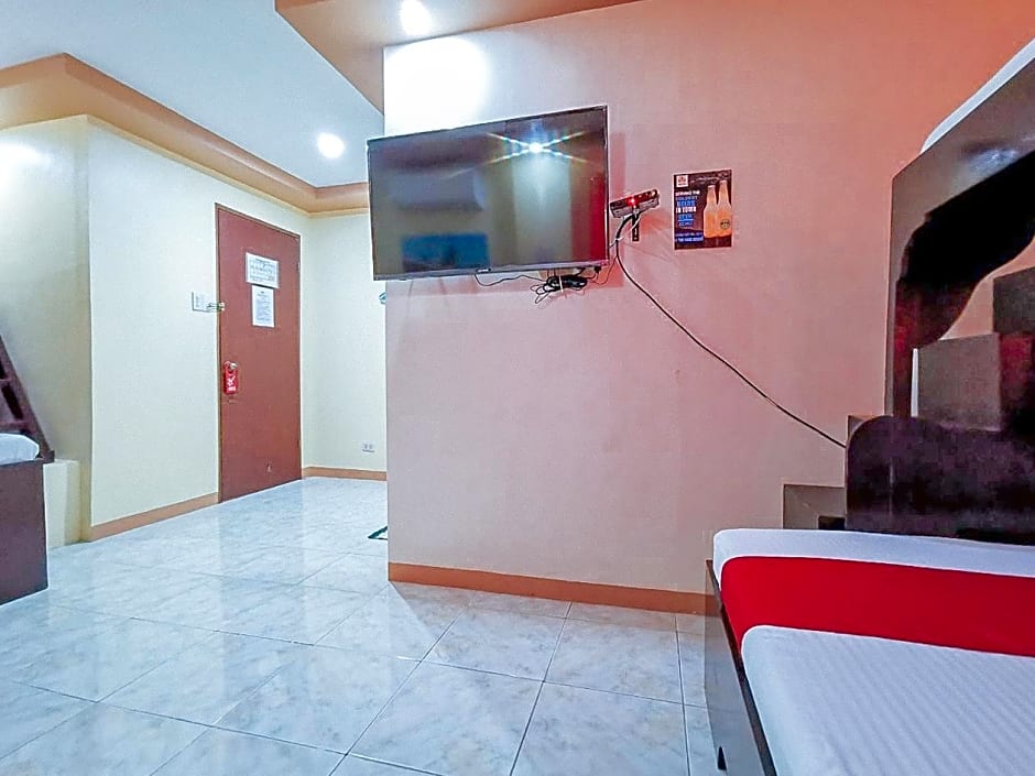 RedDoorz near Notre Dame of Dadiangas University