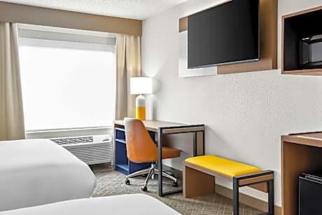 2 Queen Beds, Suite, Nonsmoking, Accessible