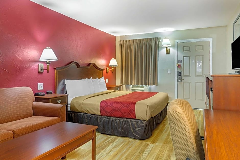 Econo Lodge Sturbridge