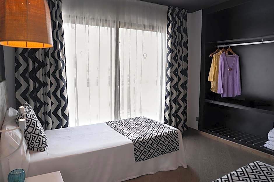 Aparthotel Playasol Mogambo