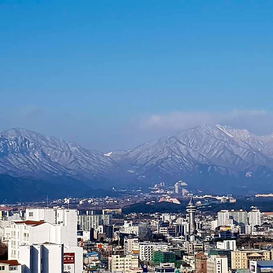 The Mark Sokcho Residence #16 Level