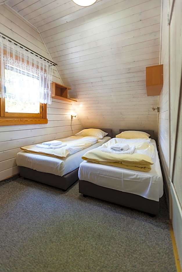 Angela Domki i Pokoje