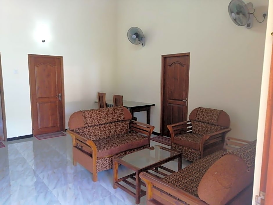 Lahiru Airport Villa