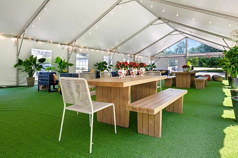 DoubleTree by Hilton Fairfield Hotel & Suites, NJ