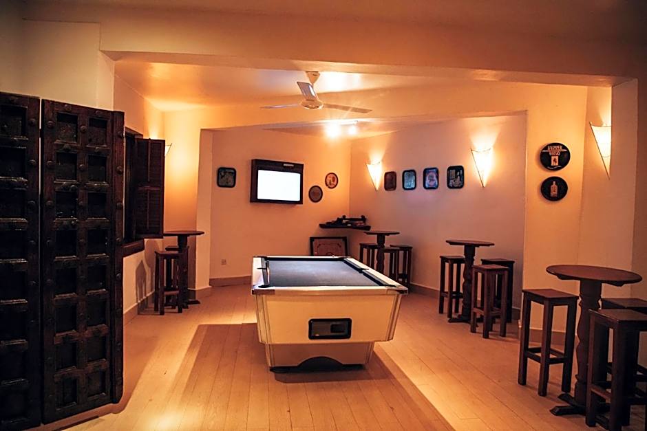 Dhow Inn Boutique Hotel