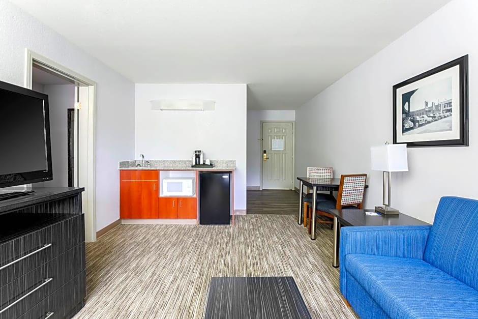 Holiday Inn Express Lancaster By IHG