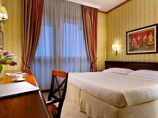 UNA Hotels Hotel & Residence Contessa Jolanda Milano