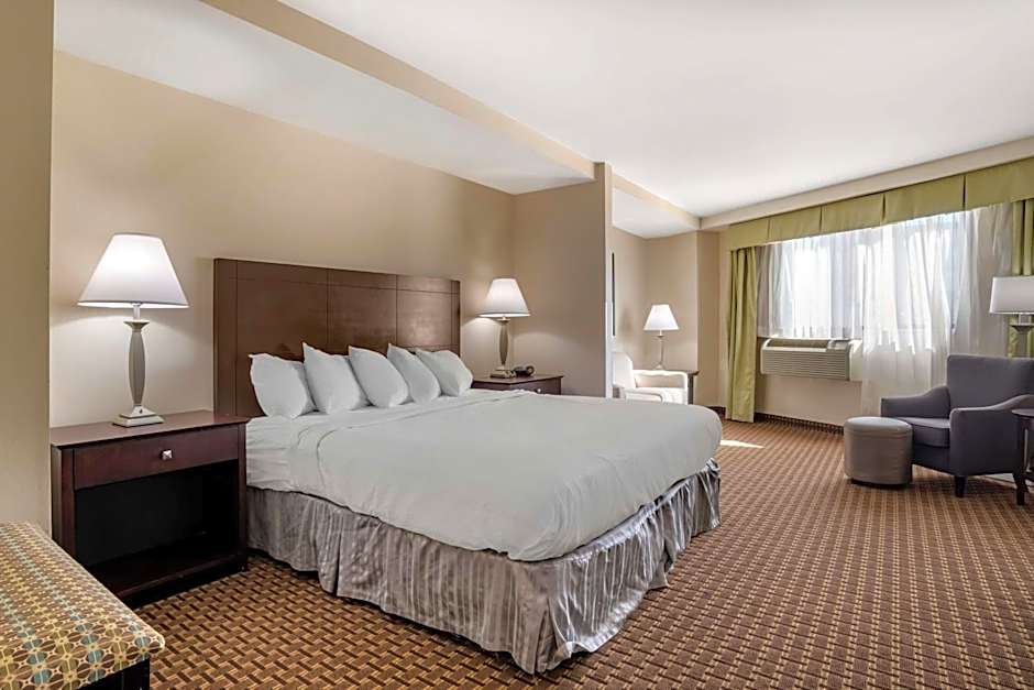 Best Western Plus Philadelphia Airport South At Widener Univ