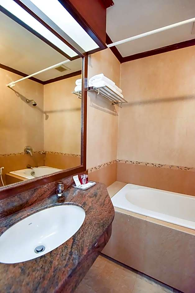 OYO 389 Sira Boutique Residence