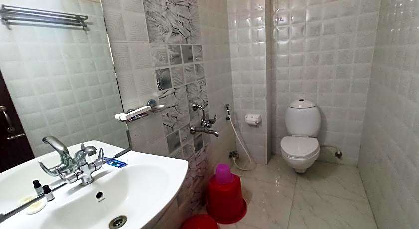 Hotel Om International