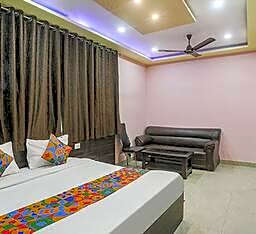 FabExpress Banarasi Kothi