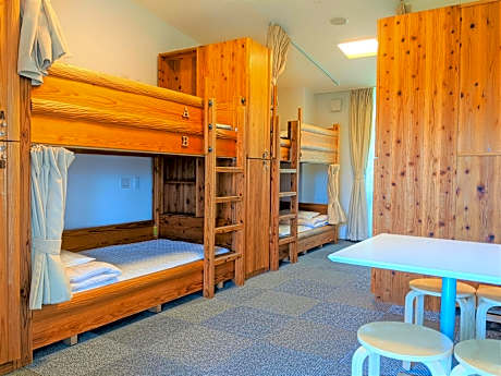 Sextuple Room