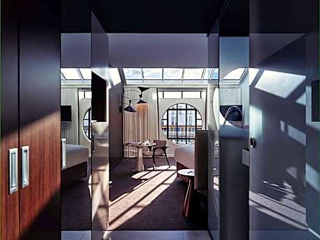 Hublot Executive King Room with Pool View