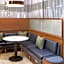 Courtyard by Marriott Chicago Downtown/River North