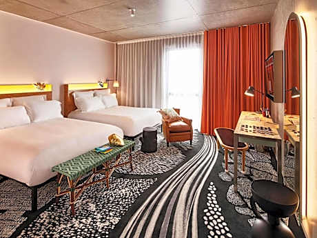 Large Double Room with Two Double Beds