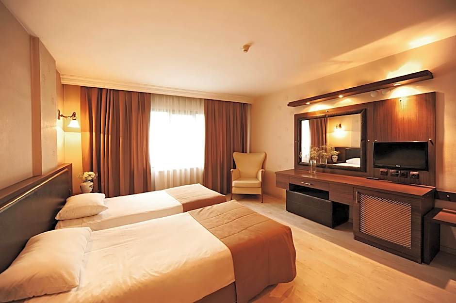 Ustun Hotel Alsancak
