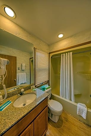 Sea Spray Motel