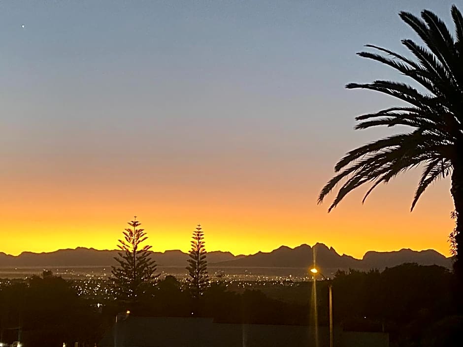 Four Palms Accommodation