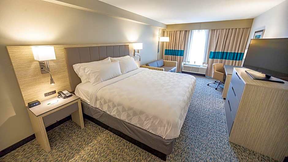 Holiday Inn Knoxville N - Merchant Drive By IHG
