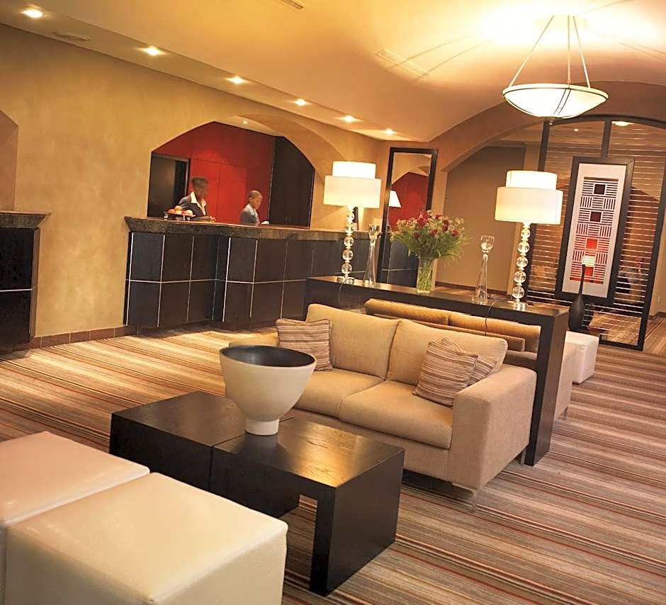 Garden Court Or Tambo International Airport